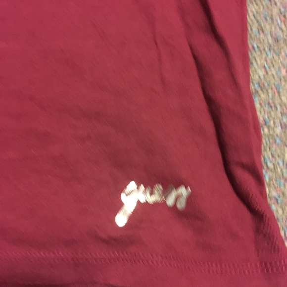 Guess tshirt - Picture 2 of 4